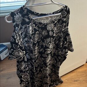 Floral Black and White Top